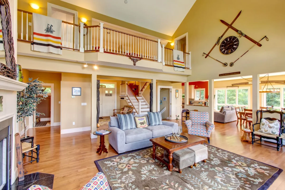 Stars, Sky & Mountain Views • Modern Upstate Stay #12