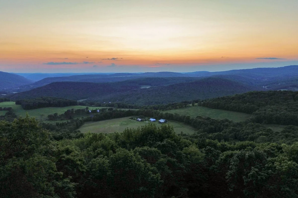 Stars, Sky & Mountain Views • Modern Upstate Stay #42