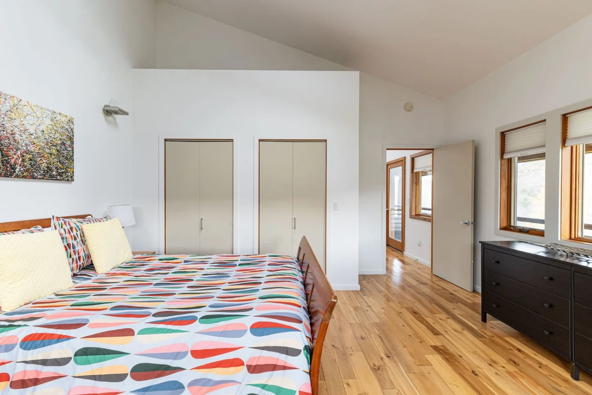 Secluded Catskills • 20 Acres, Views + Fire Pit #40