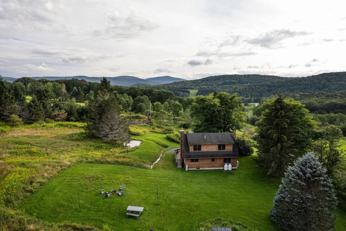 Upstate Getaway • Starry Skies and Nature #36