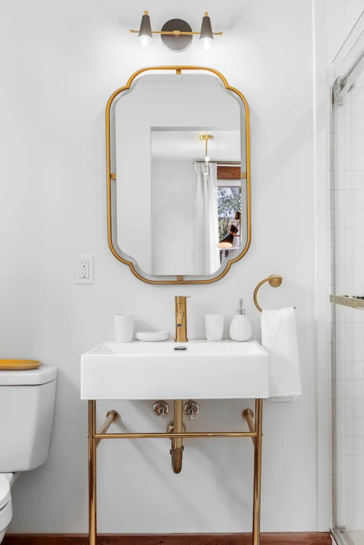 Vintage Catskills Home • Bucolic Views & Coziness #9