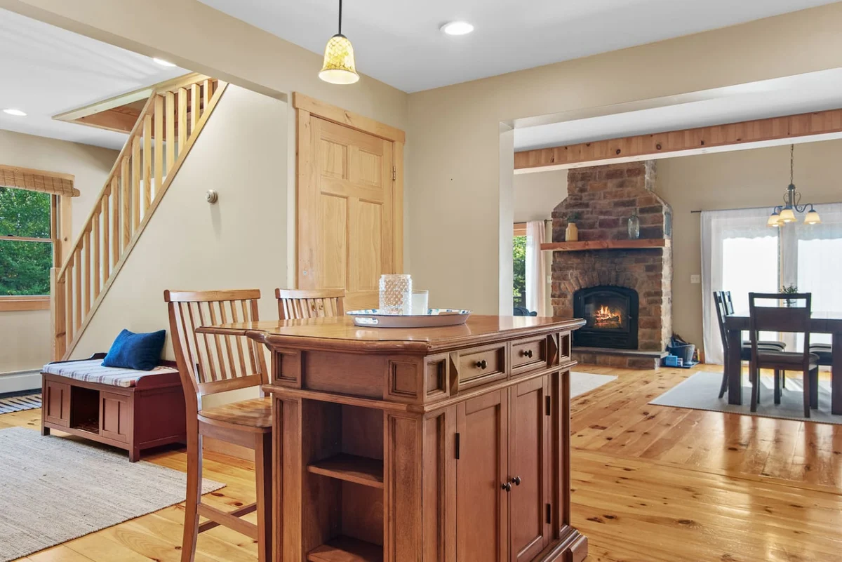Warm & Woodsy Cabin Year-Round Escape #23