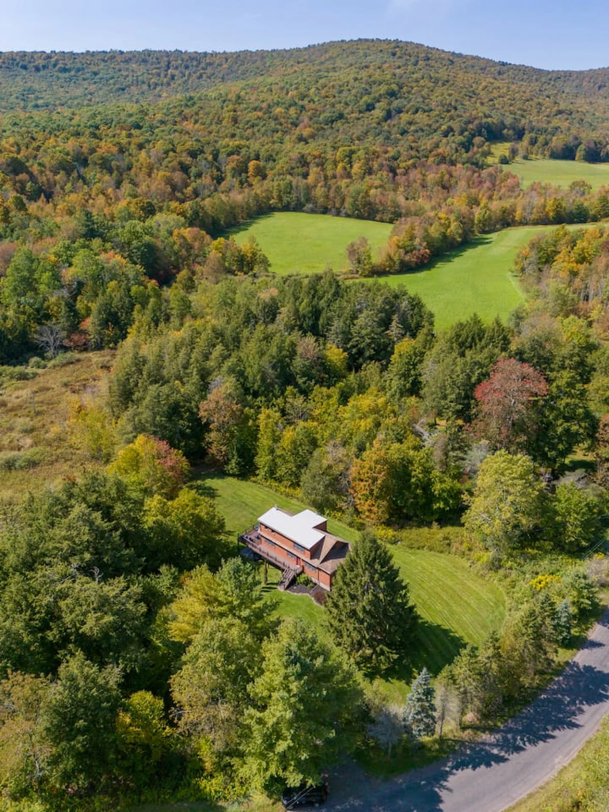 Warm & Woodsy Cabin Year-Round Escape #11