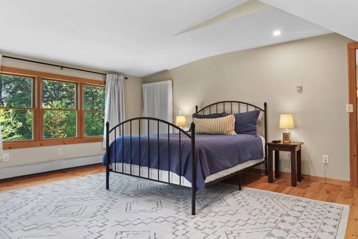 Warm & Woodsy Cabin Year-Round Escape #2