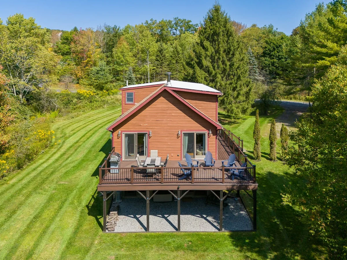 Warm & Woodsy Cabin Year-Round Escape #19