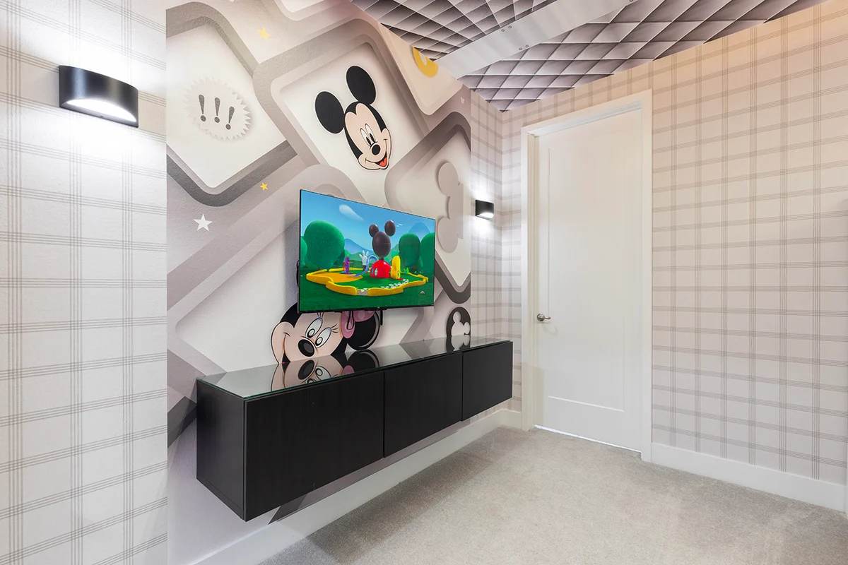BD016E - The Tropical Bear's Den Oasis #29