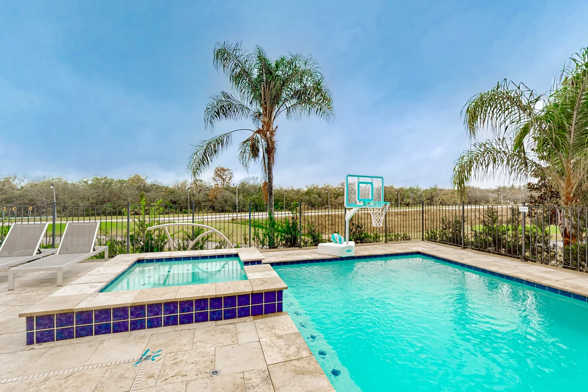 Wander Reunion Retreat