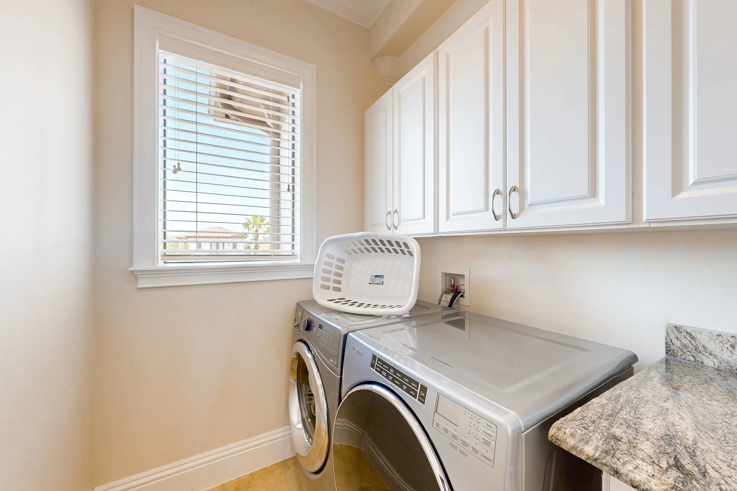 Wander Reunion Estate #7