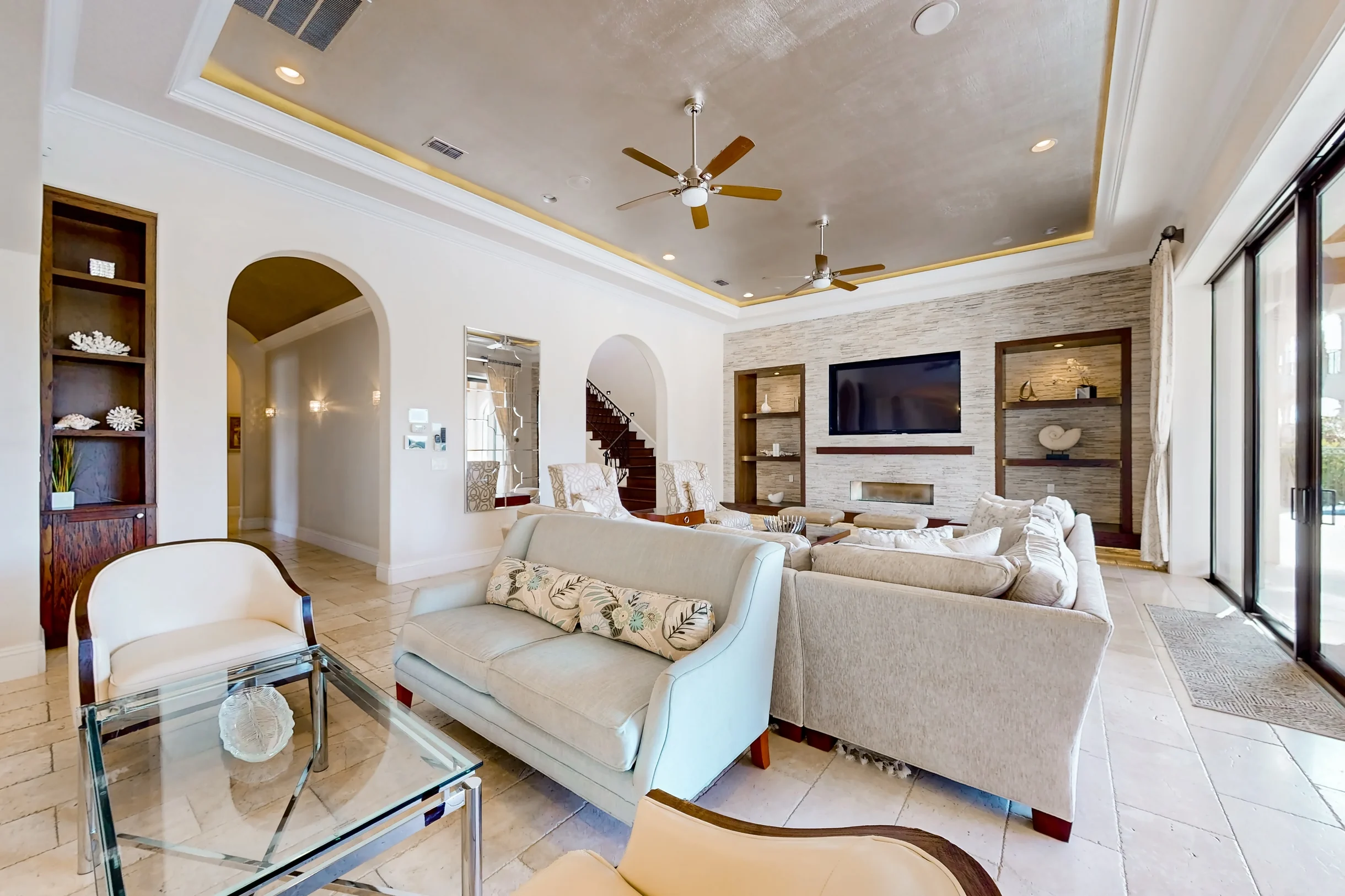 Wander Reunion Estate #57