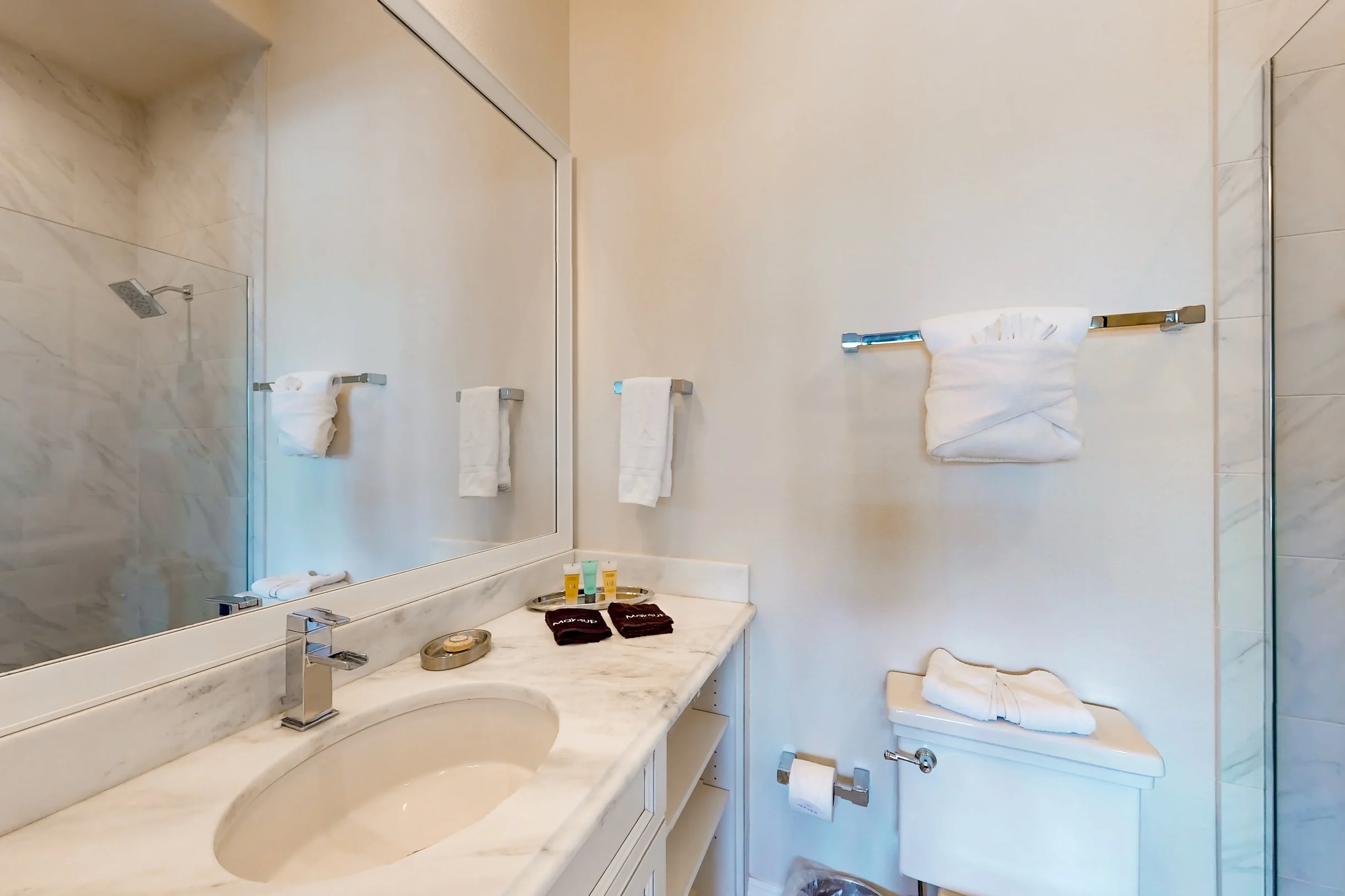 Wander Reunion Estate #23