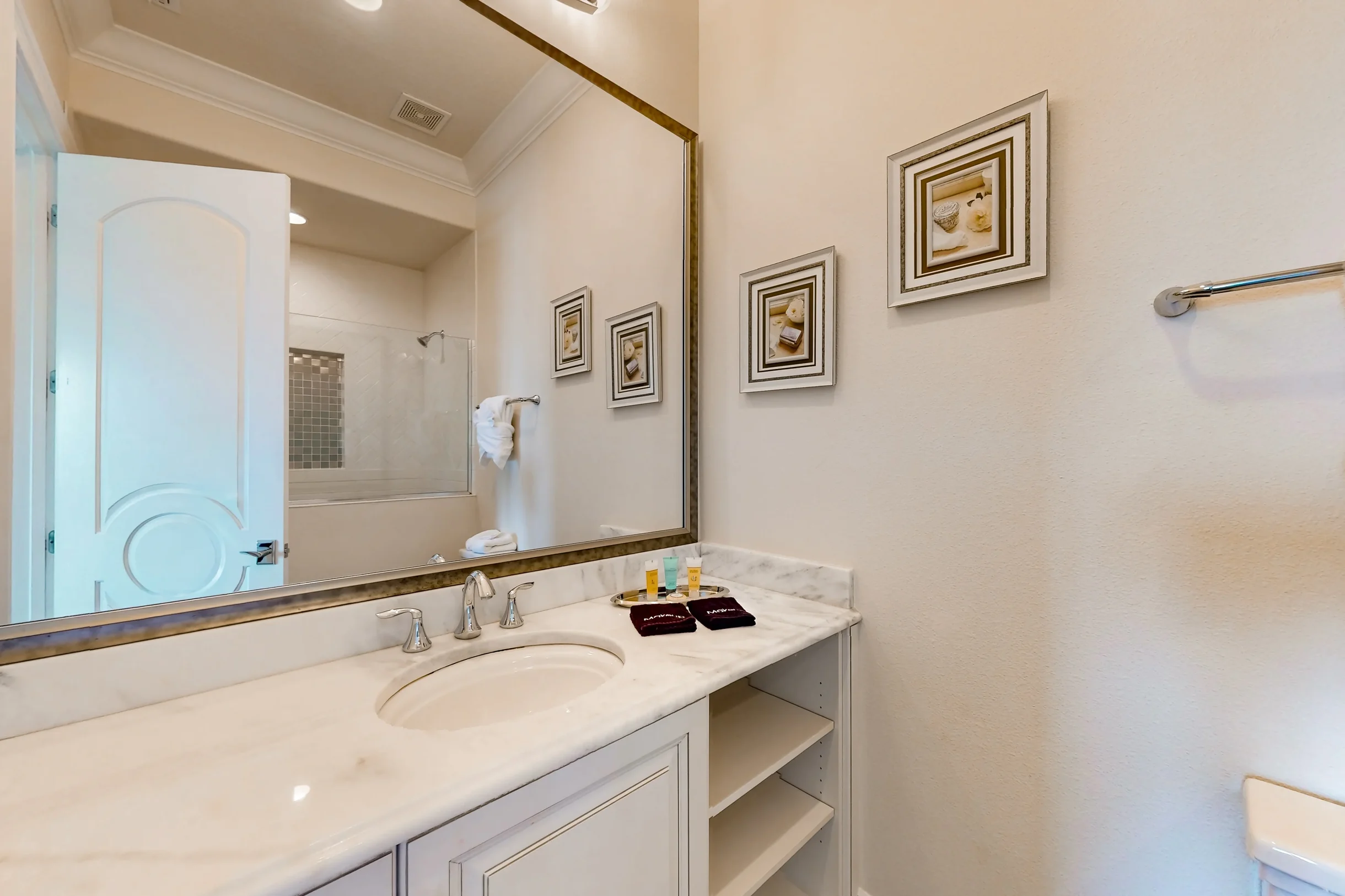 Wander Reunion Estate #24