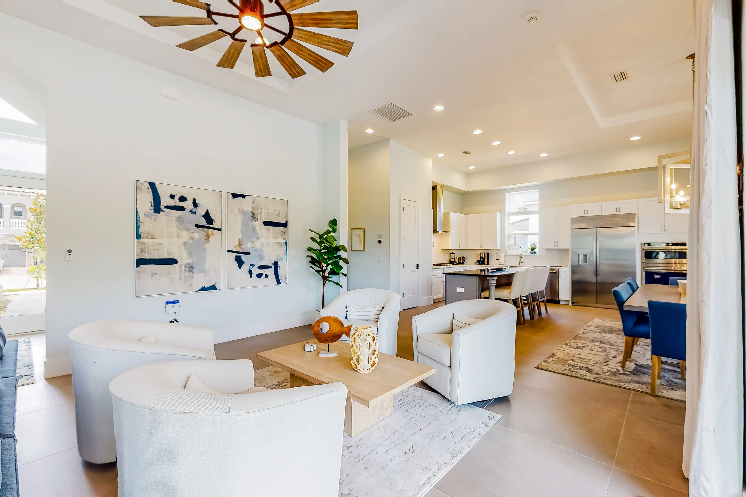 W415E - The Modern Chic Mansion #52