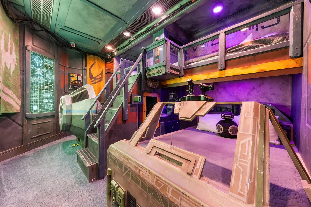 W313E - The Epic Portal Mansion #59