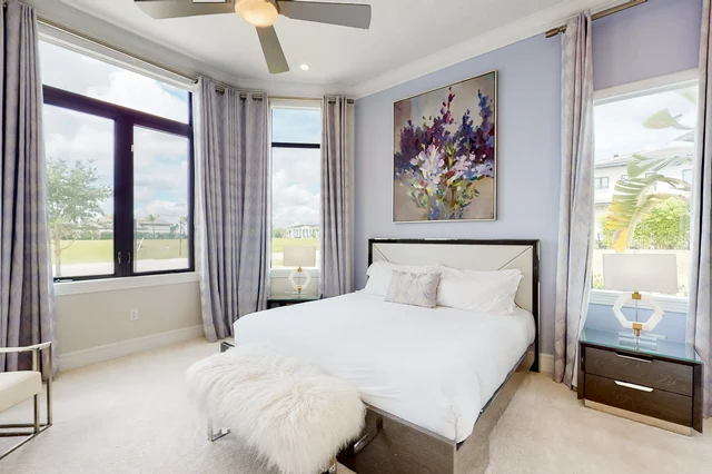 Bedroom 3 image 1
