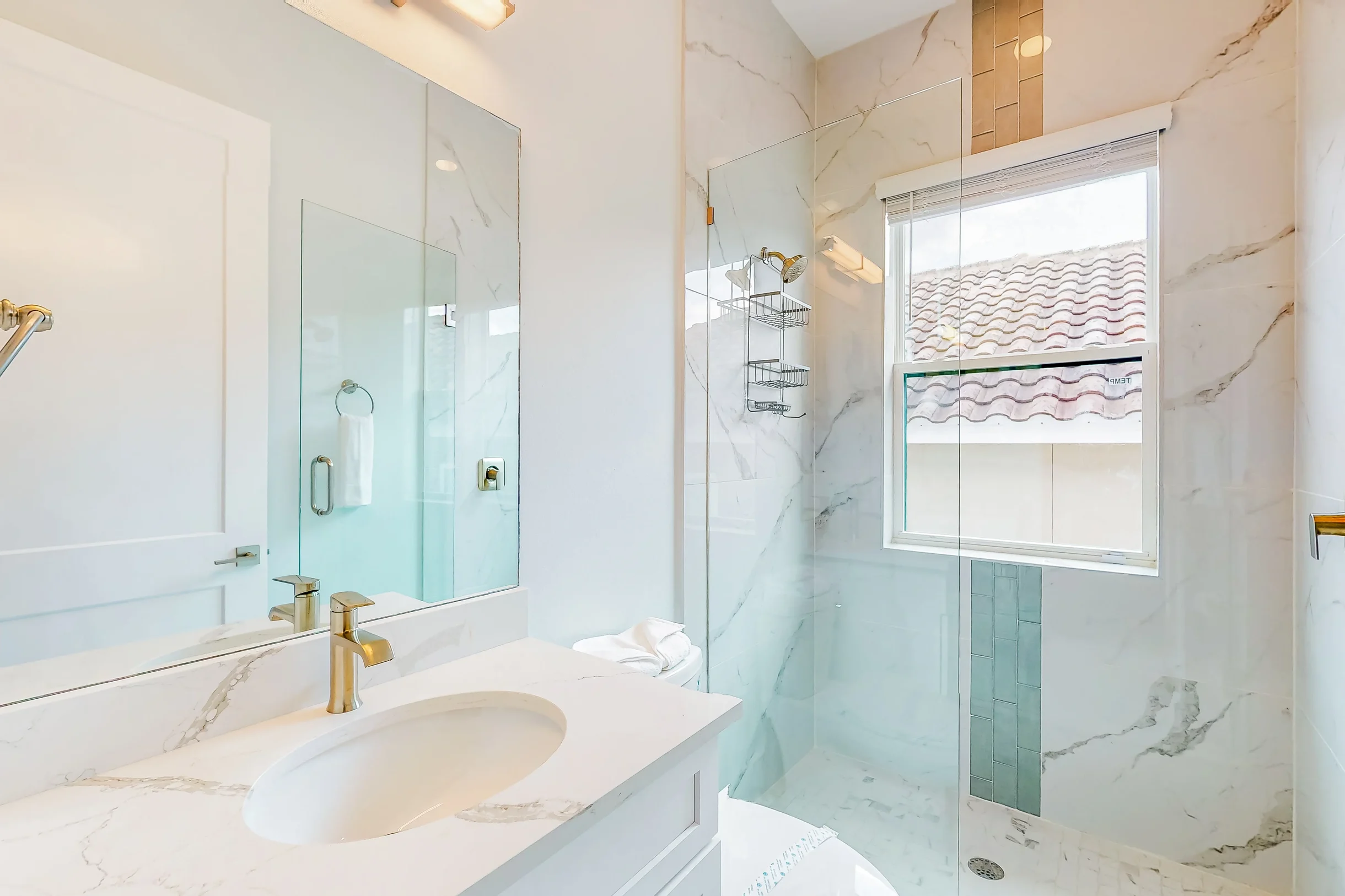 W415E - The Modern Chic Mansion #21