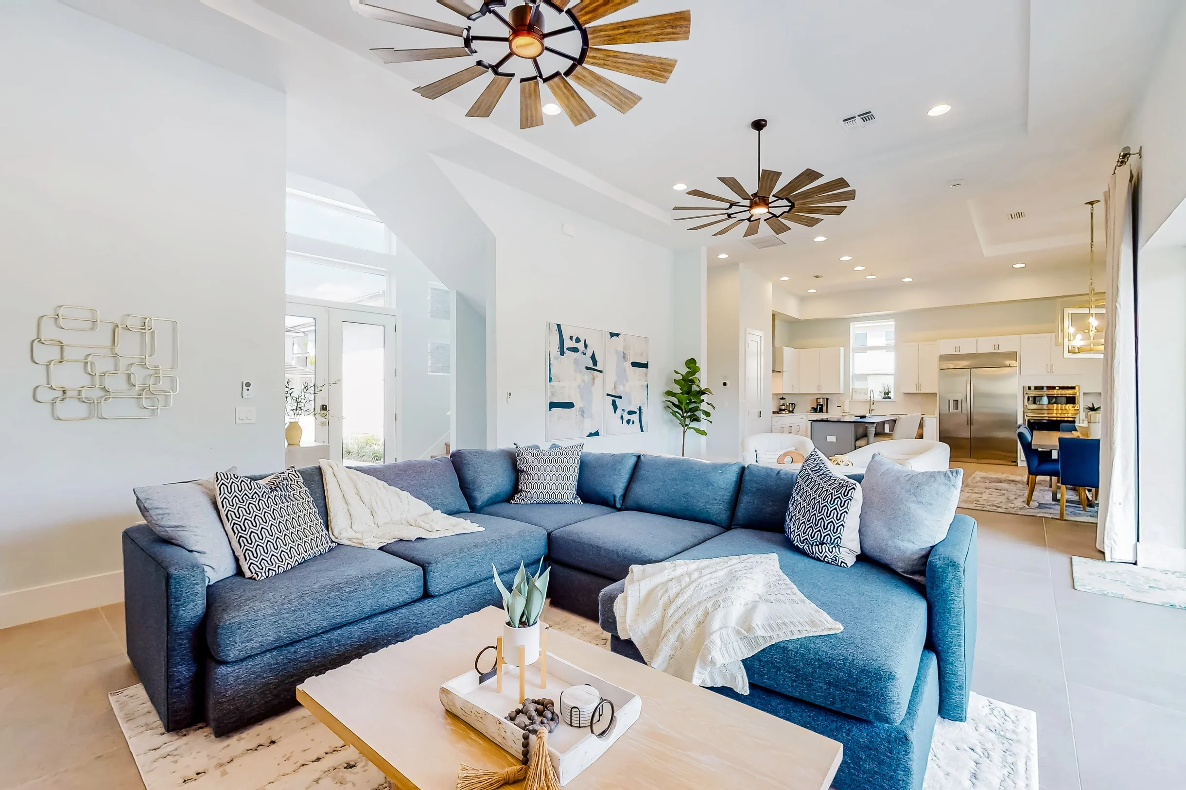 W415E - The Modern Chic Mansion #24