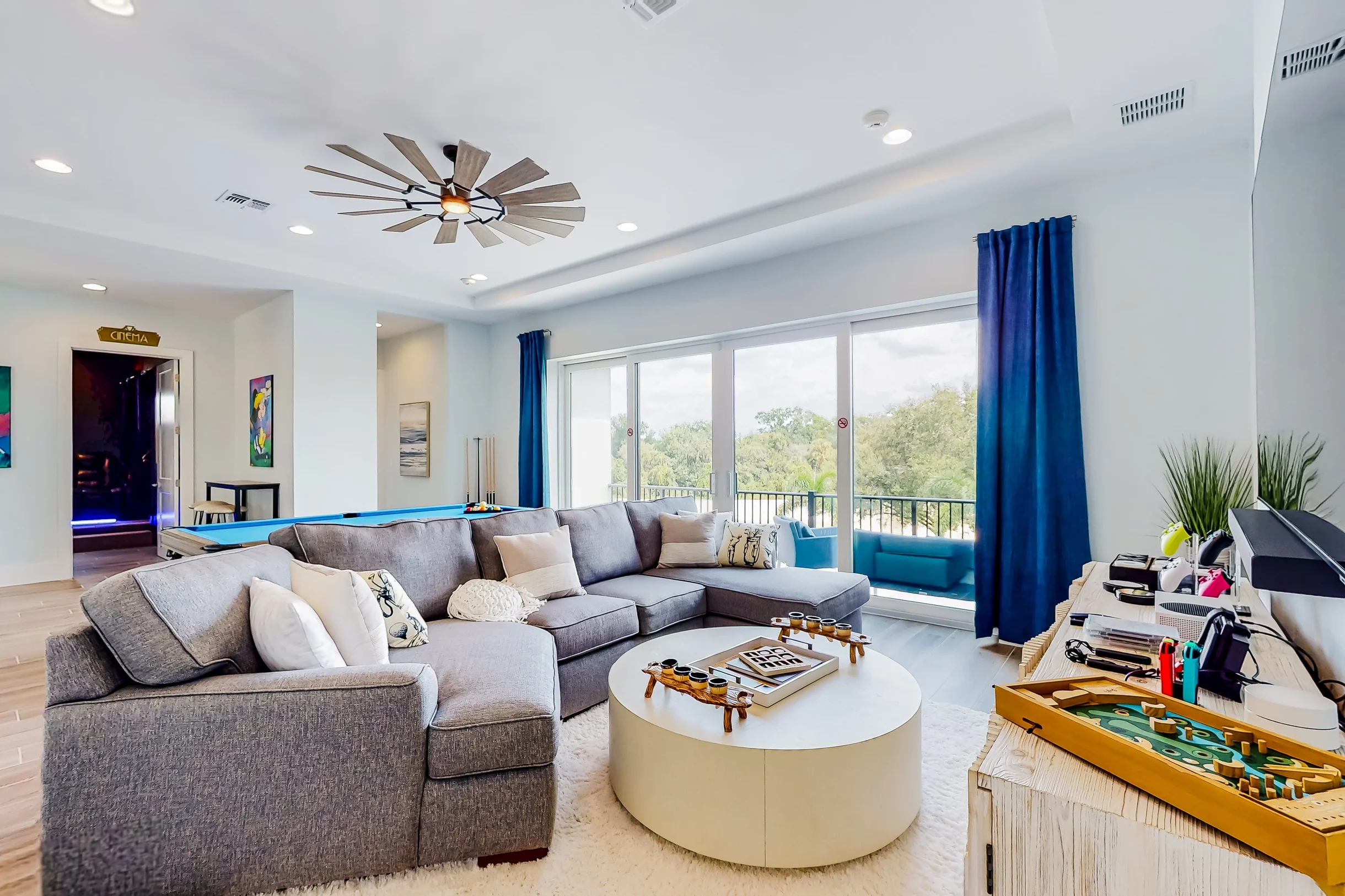 W415E - The Modern Chic Mansion #27