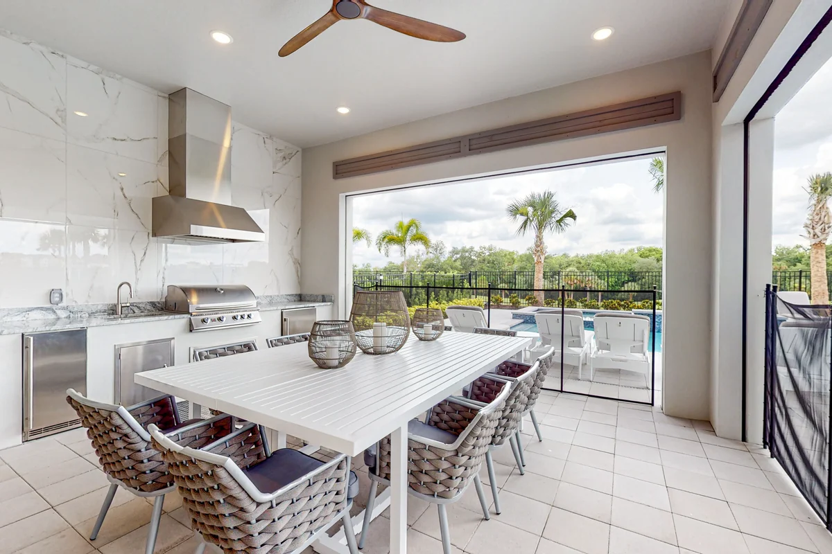 Wander Reunion Magnificent