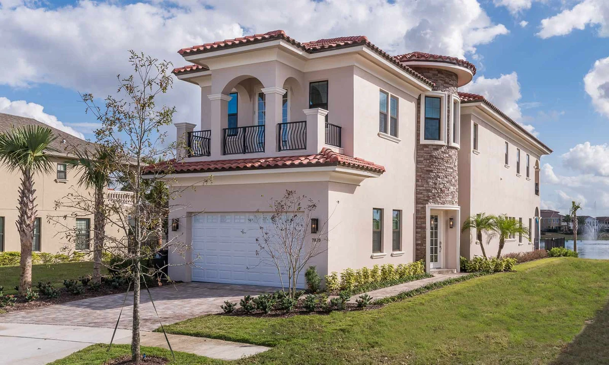 Wander Reunion Bluffs #4