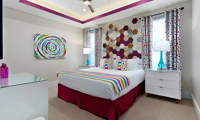 Bedroom 5 image 1