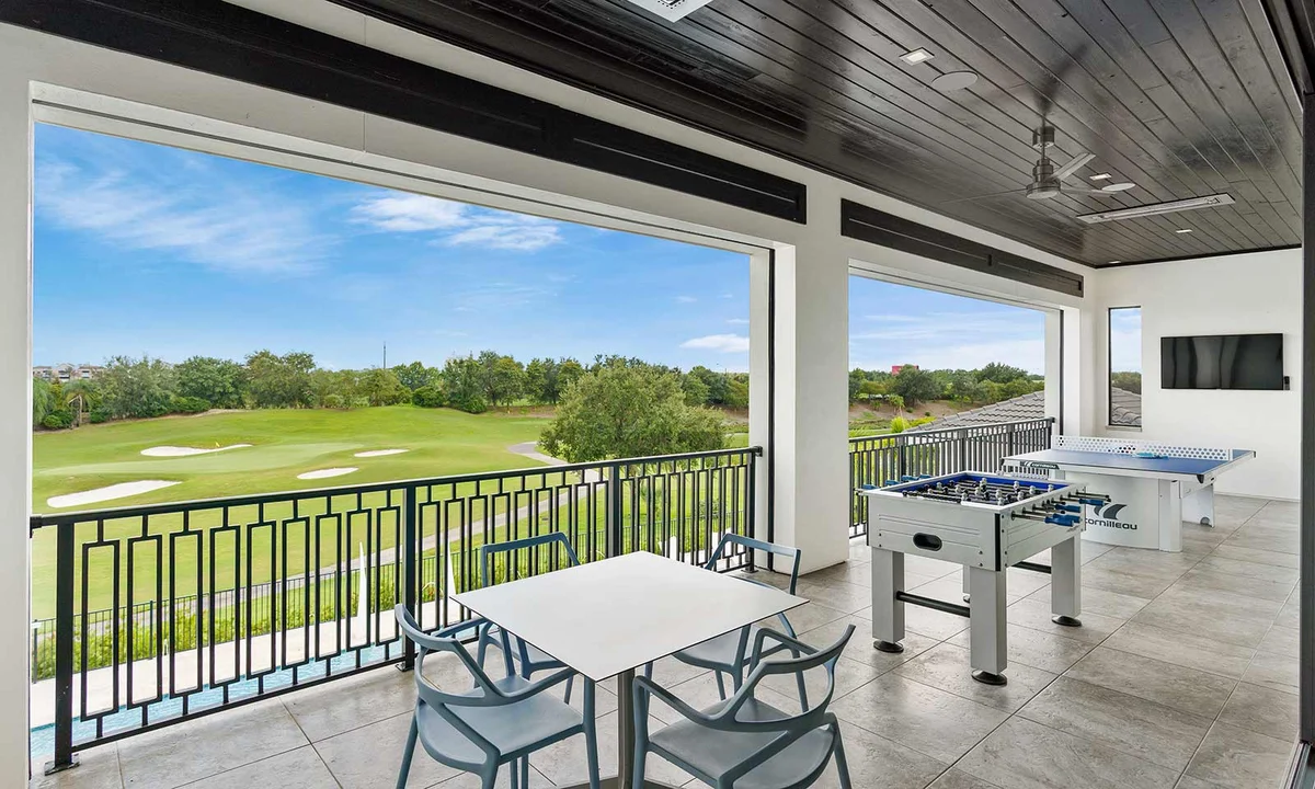 Wander Reunion Glade