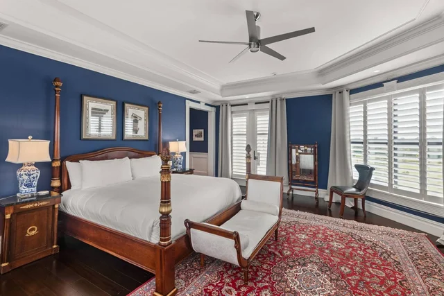 Bedroom 1 image 1