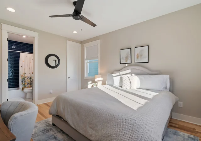 Bedroom 3 image 1