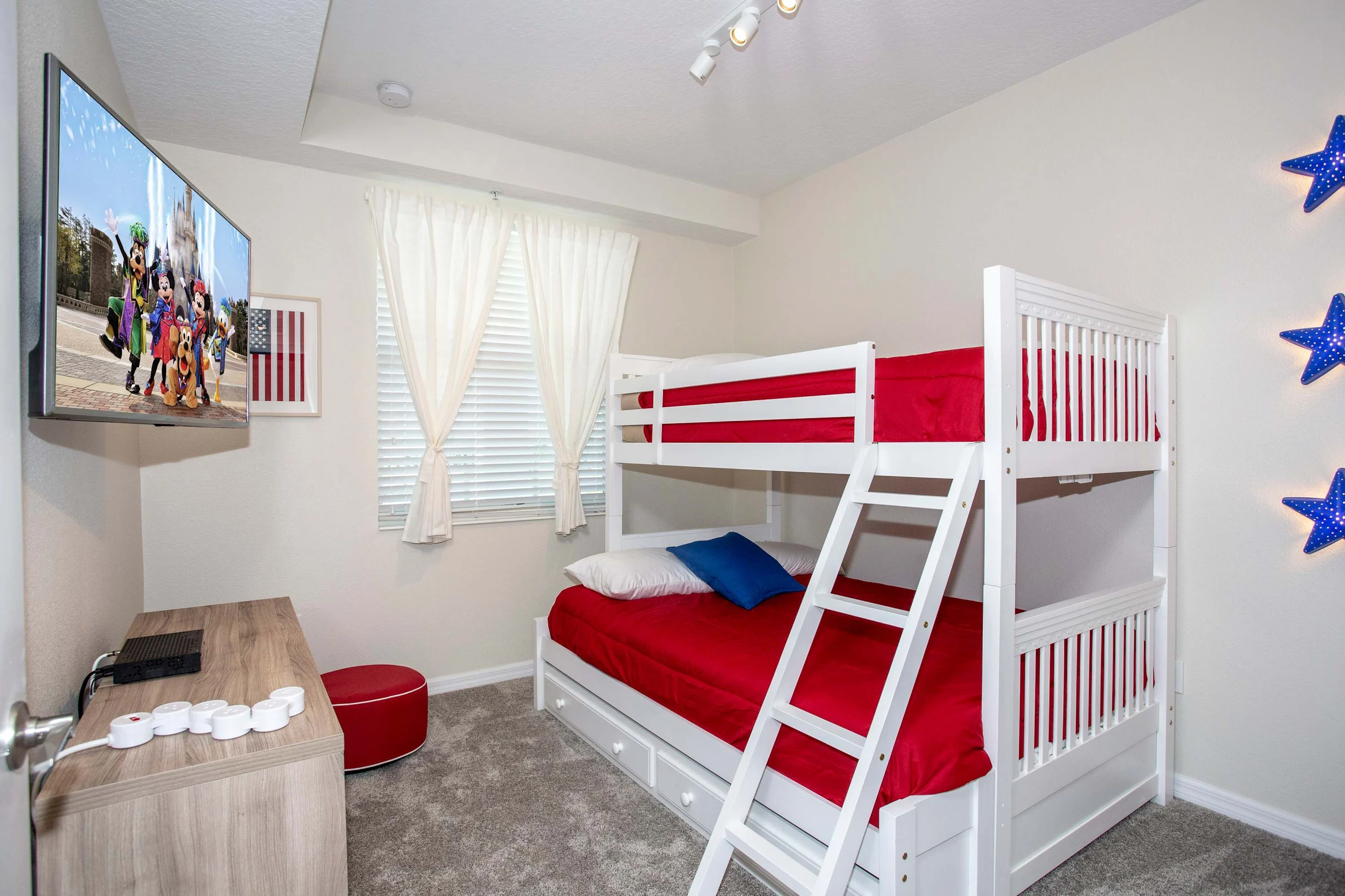 Condo in Kissimmee property photo 2