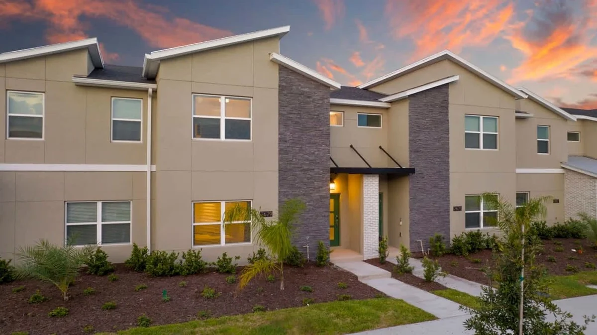 Townhome in Kissimmee property photo 2