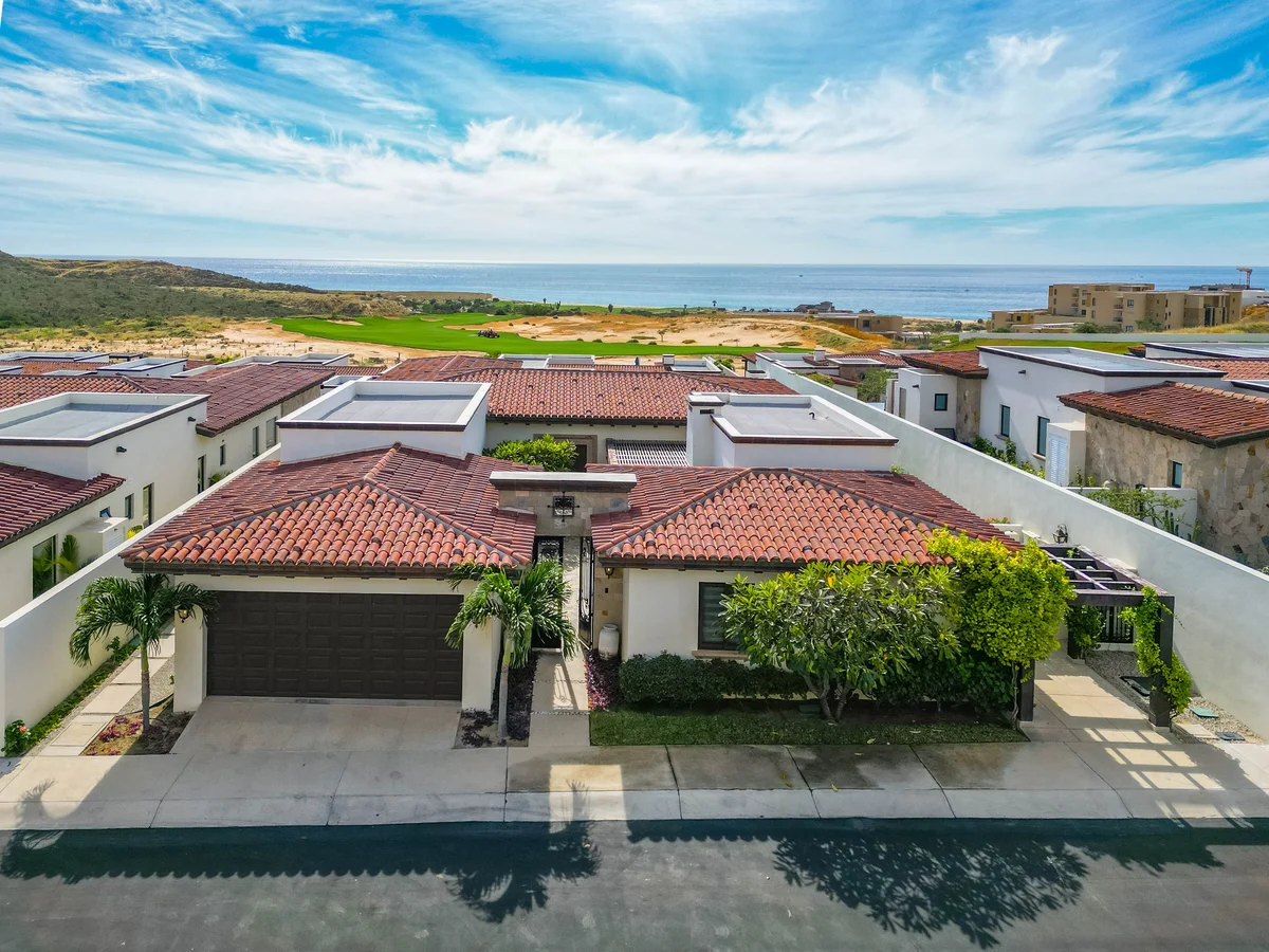 Luxury Oceanview Villa with Private Pool & Jacuzzi