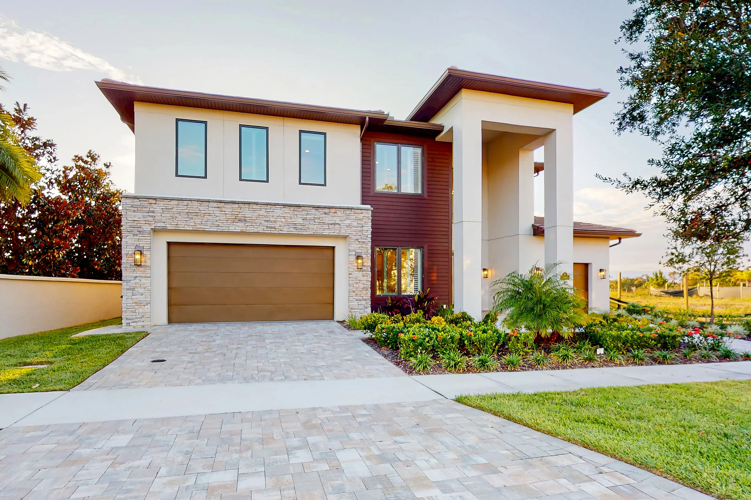 Wander Reunion Sky #4