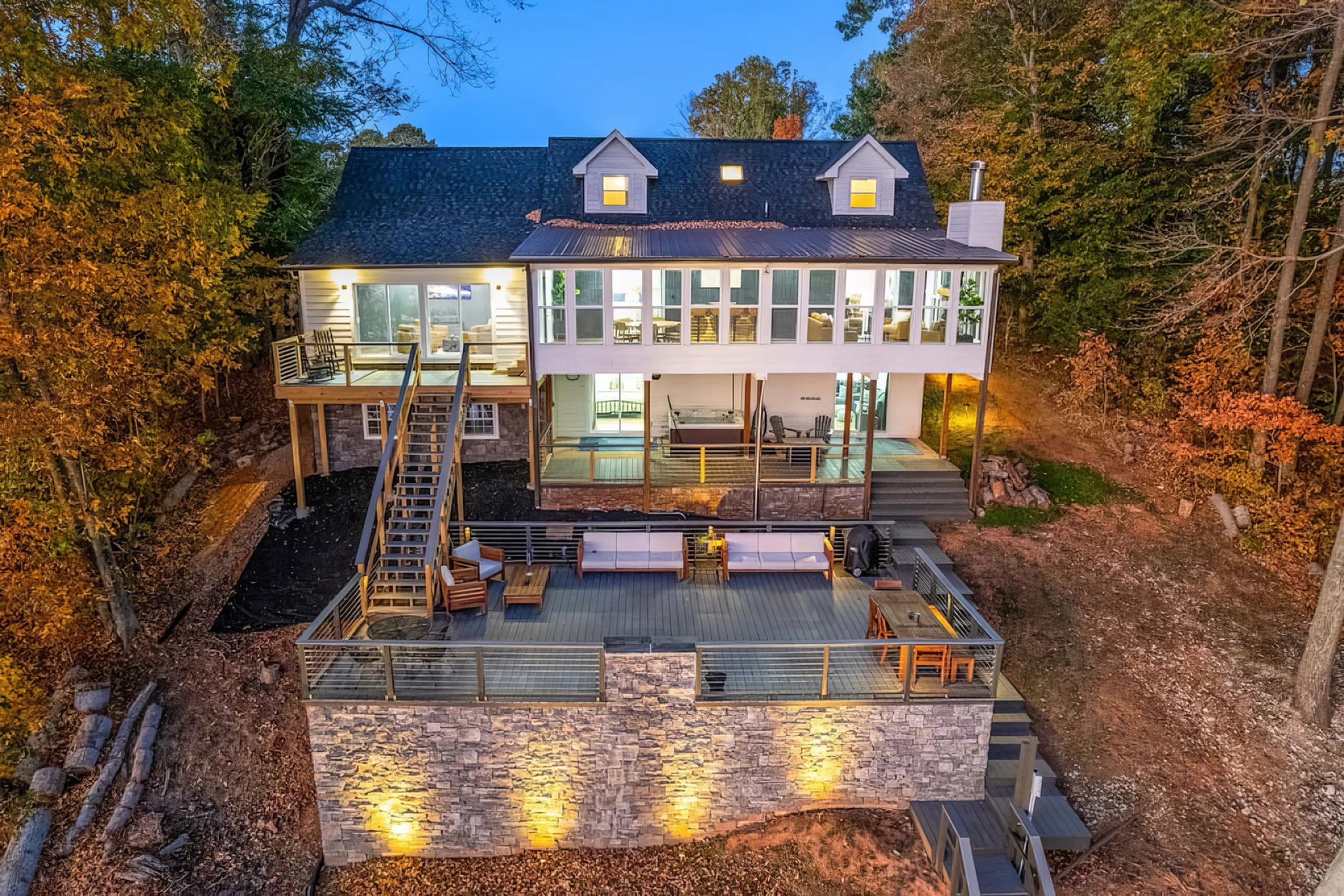 Wander Winchester Waterfront #1