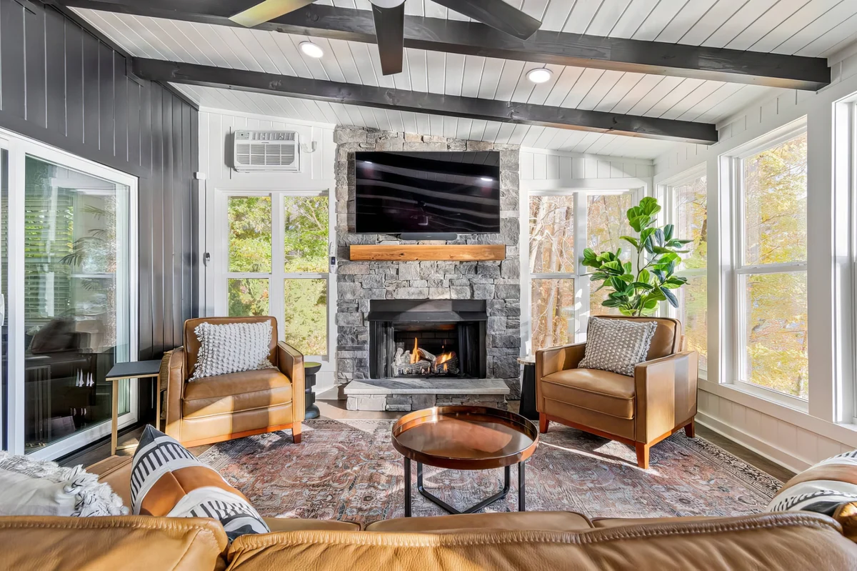 Wander Winchester Waterfront