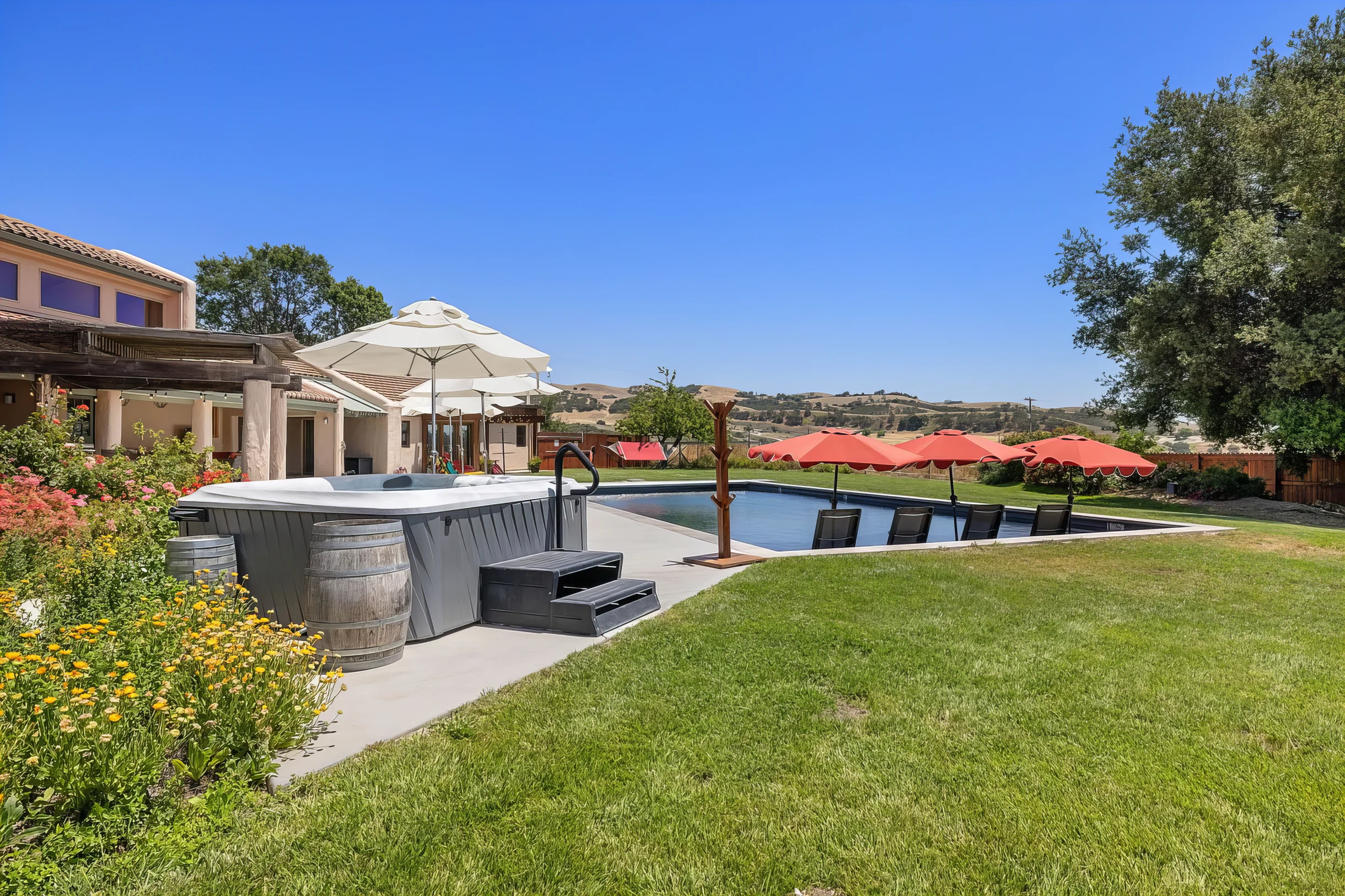 Spacious home, Sleeps 12, Spa, Pool, EV, Stunning! #54