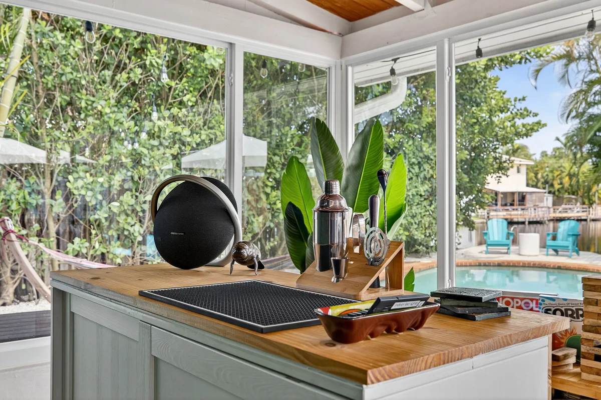 Wander Wilton Manors Oaks #46