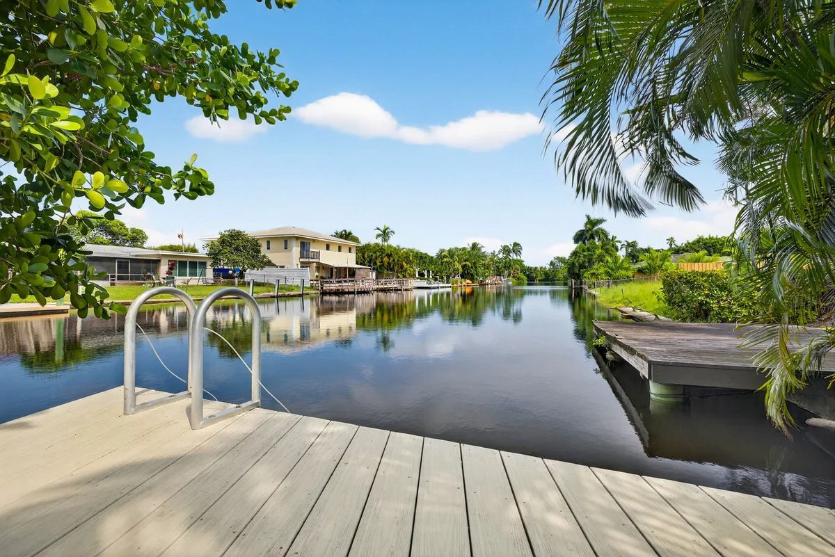 Wander Wilton Manors Oaks #31