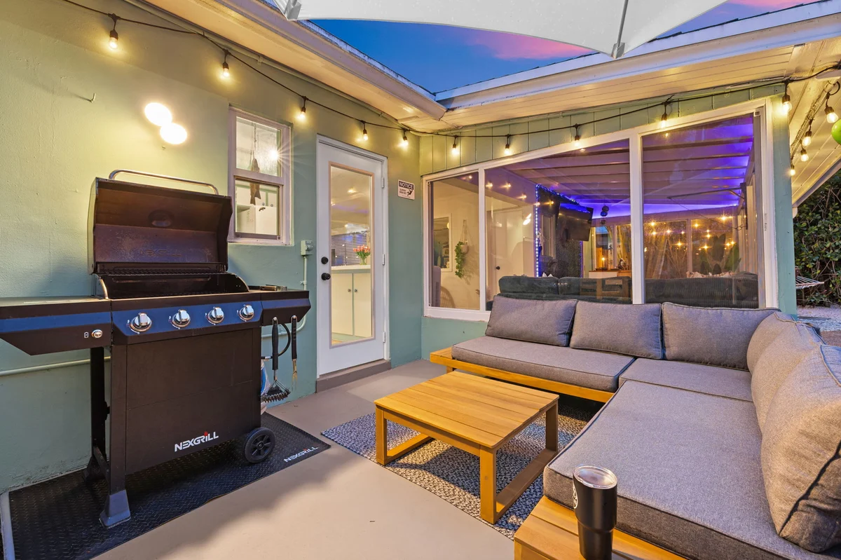 Wander Wilton Manors Oaks #41