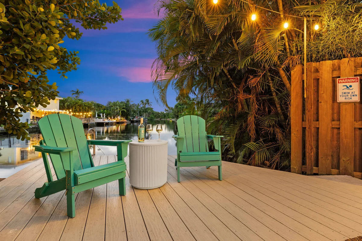 Wander Wilton Manors Oaks #40