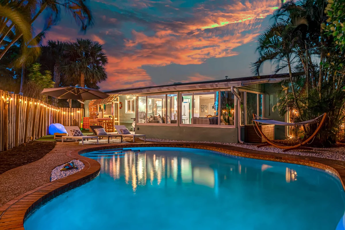 Wander Wilton Manors Oaks #20