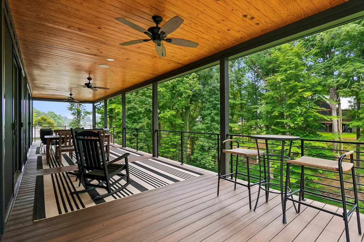 Wander Winchester Hills