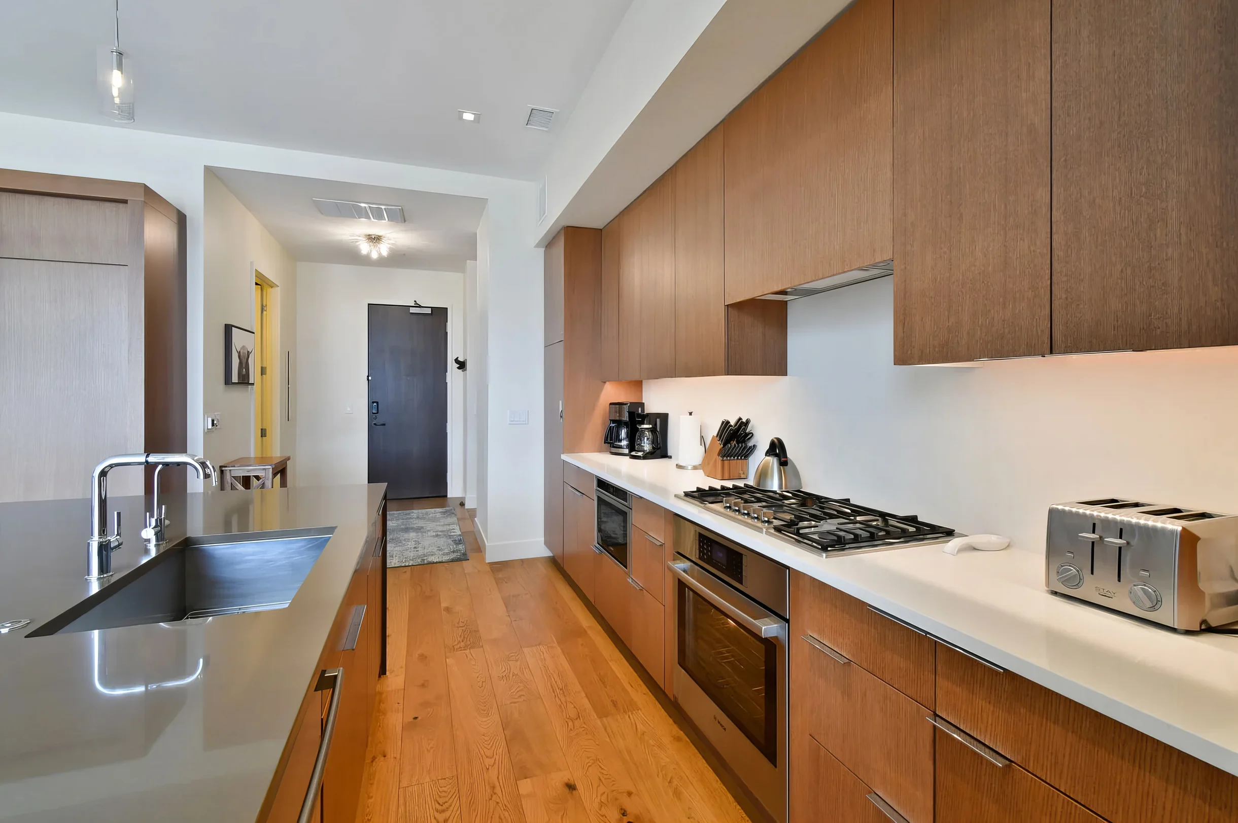 Lift Penthouse 602 #26