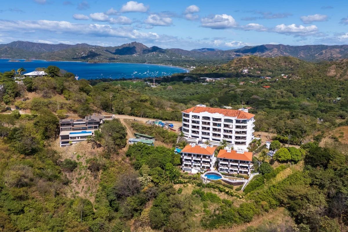 2BR | Luxury Condo, Two Pools, Ocean Views. #20