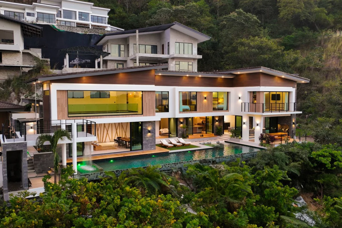 Ocean View Luxury Villa with Pool • Sleeps 18 #5