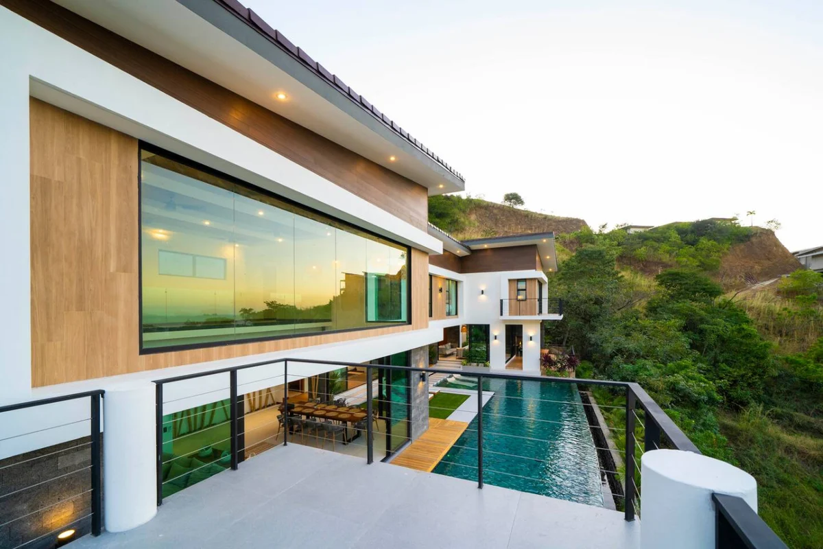 Ocean View Luxury Villa with Pool • Sleeps 18 #48