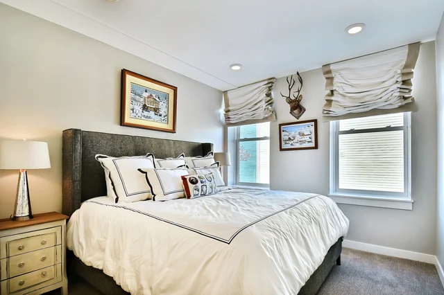 Bedroom 1 image 1