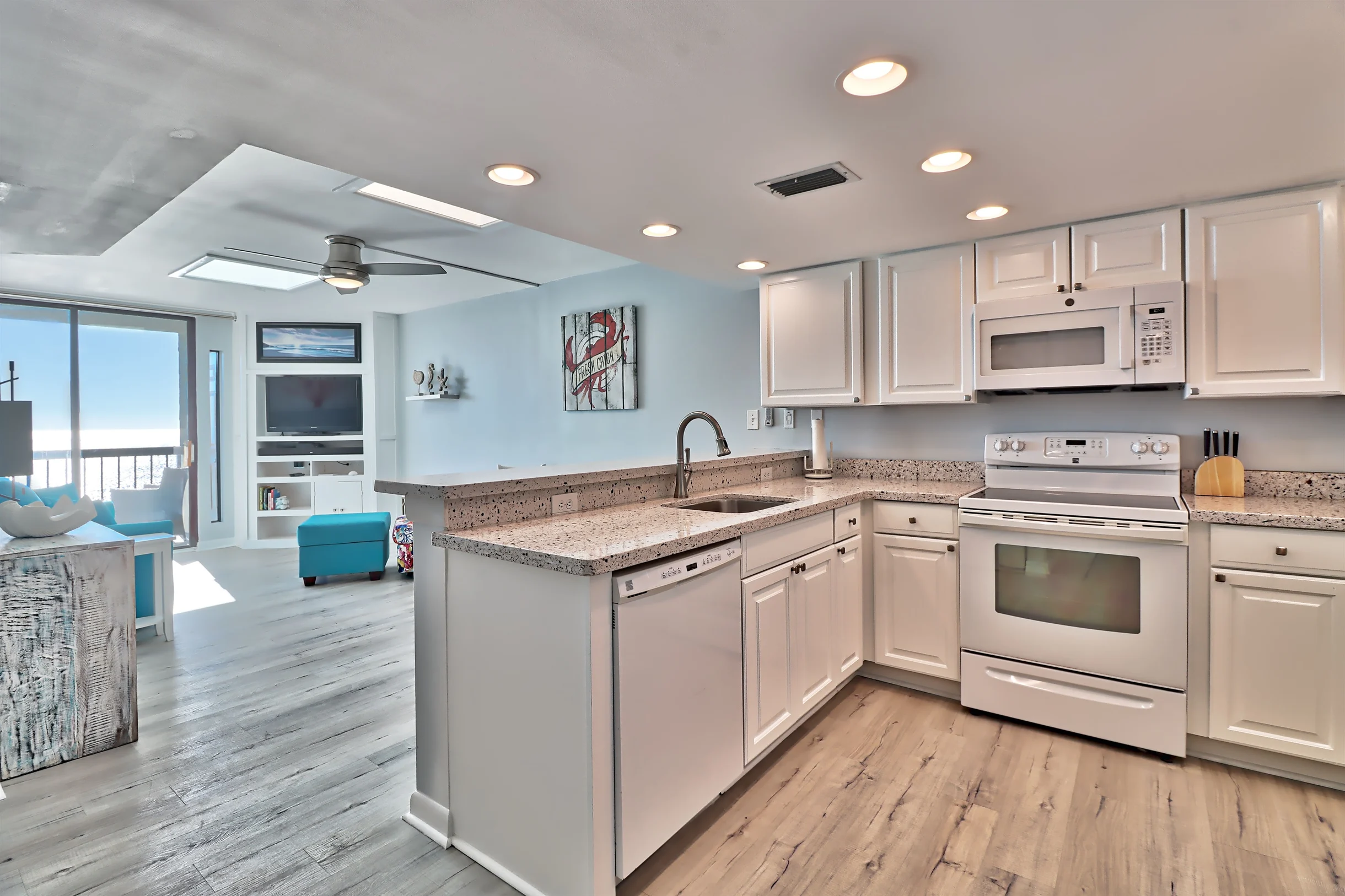 Condo in North Myrtle Beach property photo 5