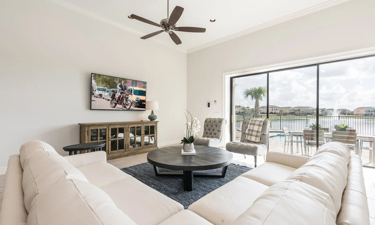 Wander Reunion Bluffs #3