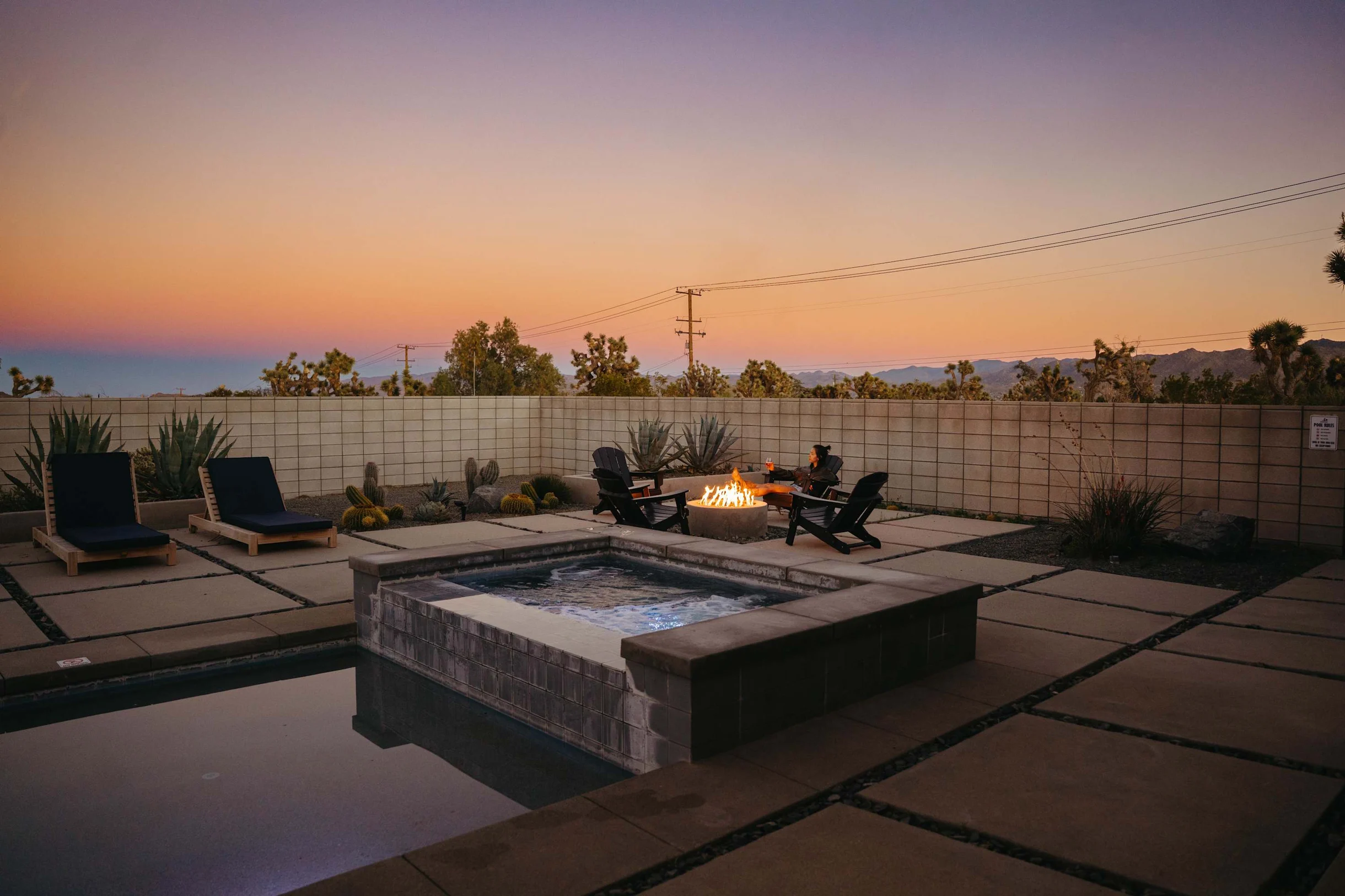 Wander Yucca Valley Sol #75