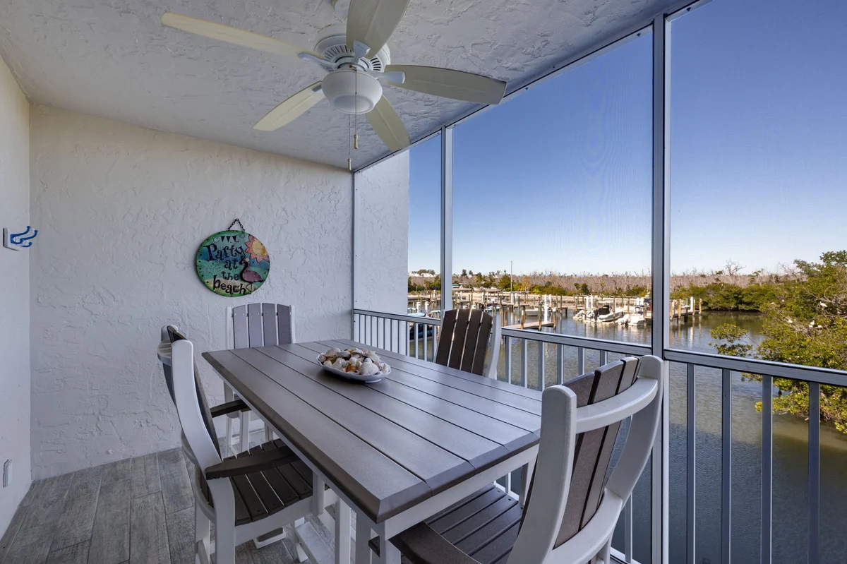 Condo in Captiva property photo 2