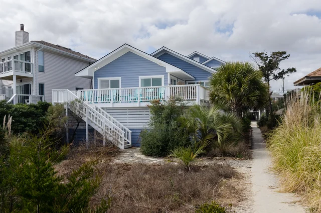 W254 - Island Dreamin #10